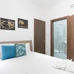 Sea View *